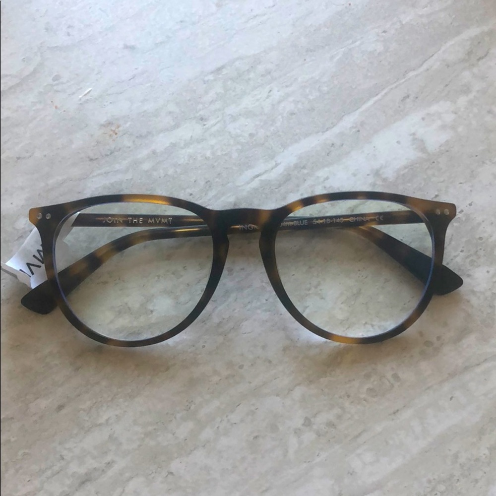 NWT MVMT Blue Light Filtering Glasses